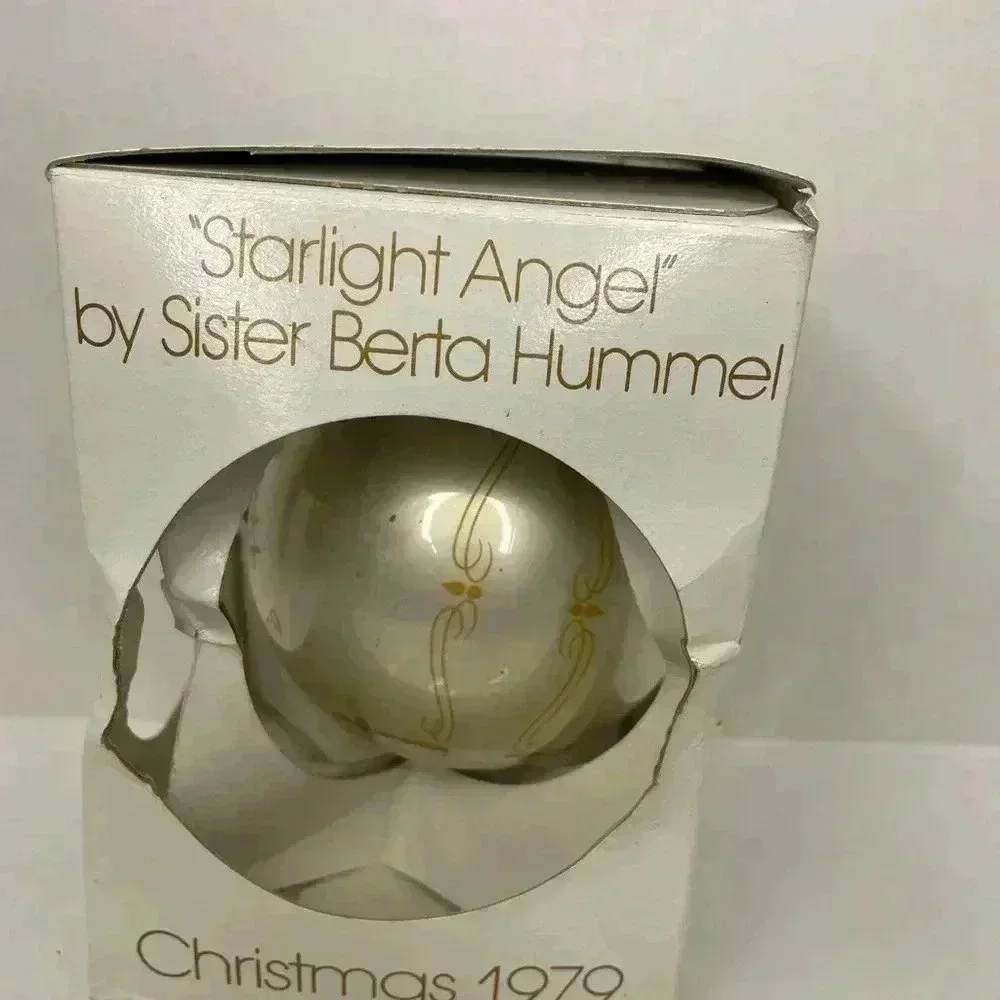 Vintage Starlight Angel by Sister Berta Hummel 1979 Ornament